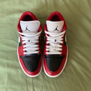 Air Jordan 1 low ‘Chicago flip’